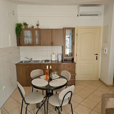 Apartman Luna Mare, One-bedroom On Ciovo *