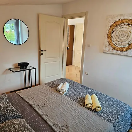 Apartman Luna Mare, One-bedroom On Ciovo *